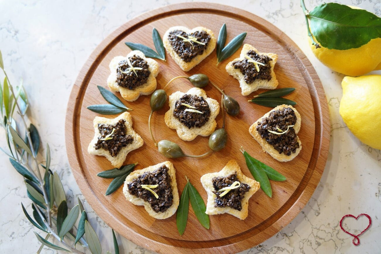 Famiglia Crispino Black Olives Bruschetta