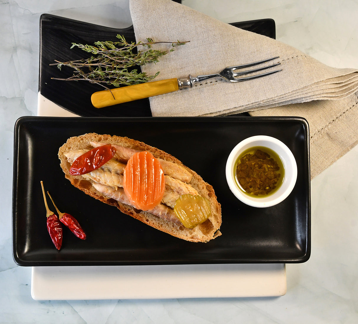 Minerva Gourmet Canned Mackerel Fillets In Spicy Olive Oil with Pickles