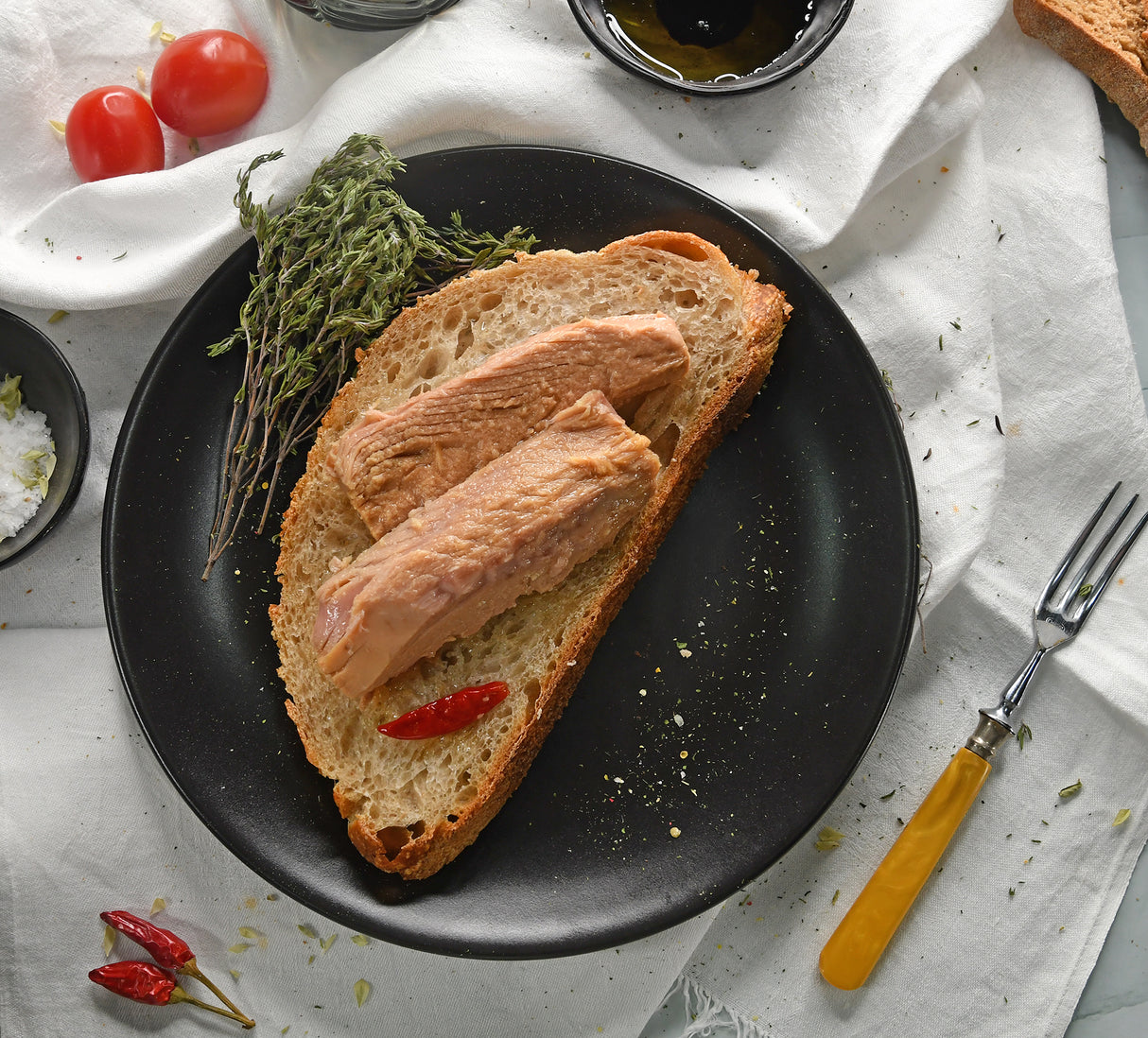 Minerva Gourmet Spicy Tuna Fillets in Olive Oil