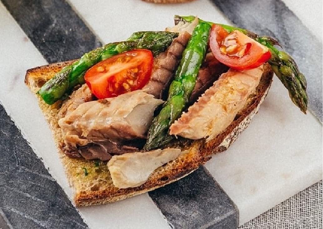 NURI Portuguese Sardines And Mackerel Variety Pack In A Limited Edition Gift Box 6 Pack Bundle One of Each - International Loft