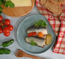 Load image into Gallery viewer, Minerva Gourmet Sardines in Spiced Olive Oil with Pickles
